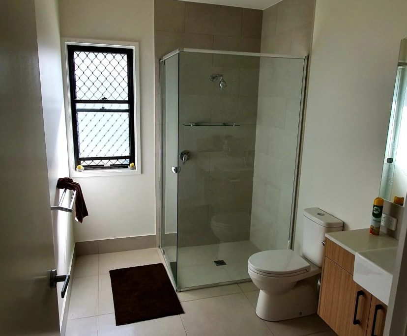 $350, Share-house, 3 bathrooms, Maroochydore QLD 4558