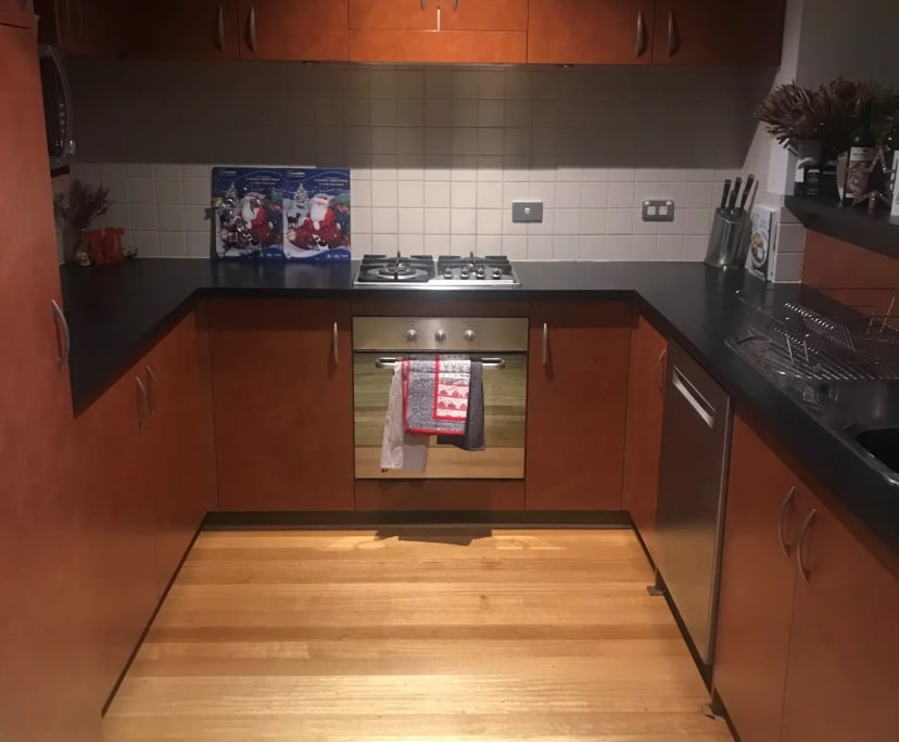 Furnished room with ensuite in a flatshare