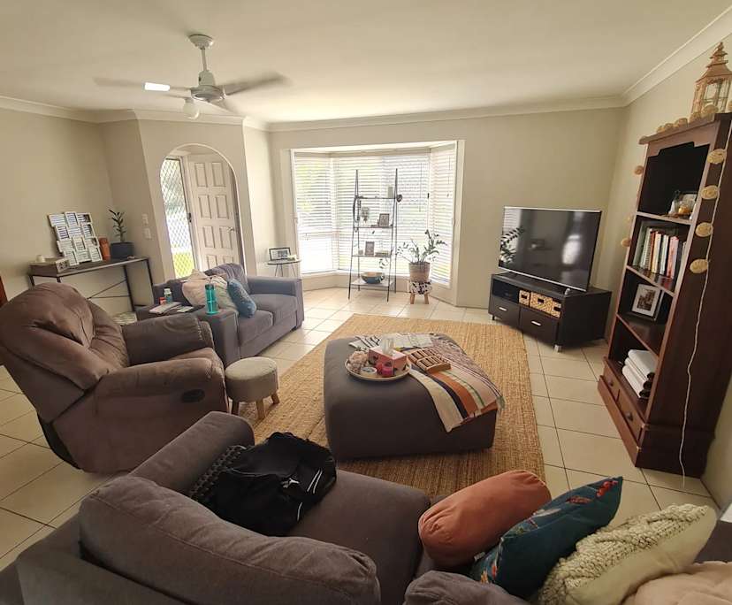 $250, Share-house, 3 bathrooms, Boronia Heights QLD 4124