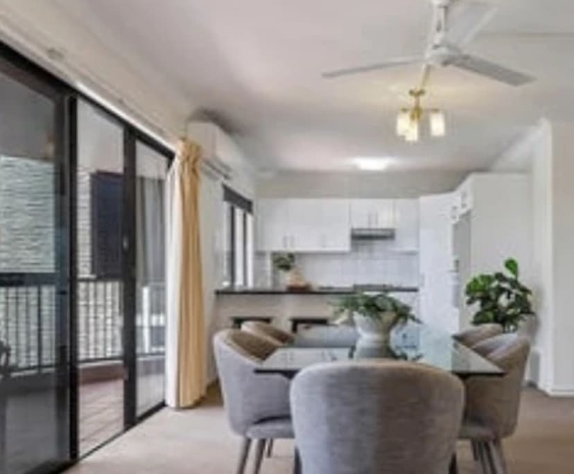 $320-390, Flatshare, 2 rooms, Toowong QLD 4066, Toowong QLD 4066