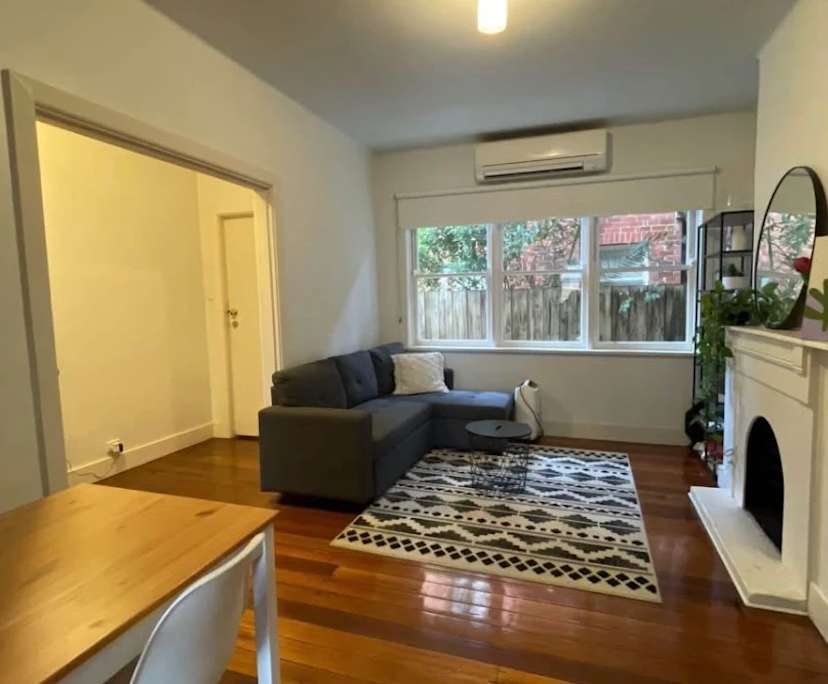 $420, Flatshare, 2 bathrooms, St Kilda VIC 3182