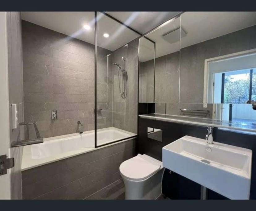Unfurnished room with own bathroom