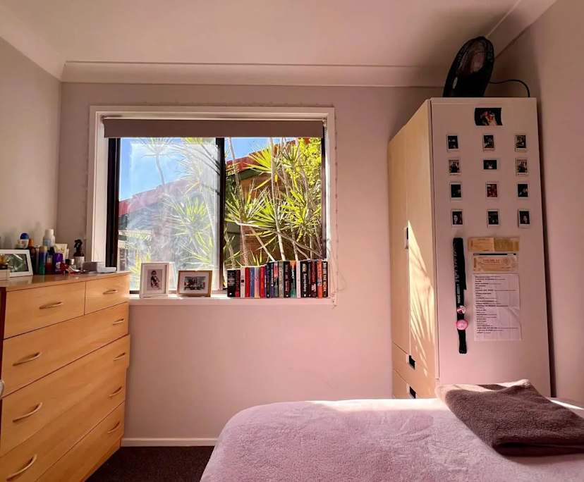 Furnished room in a share house