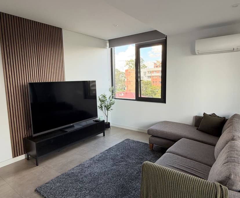 Unfurnished room with own bathroom