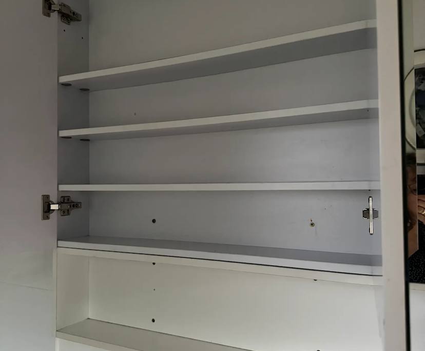 $320, Share-house, 3 bathrooms, Mount Saint Thomas NSW 2500