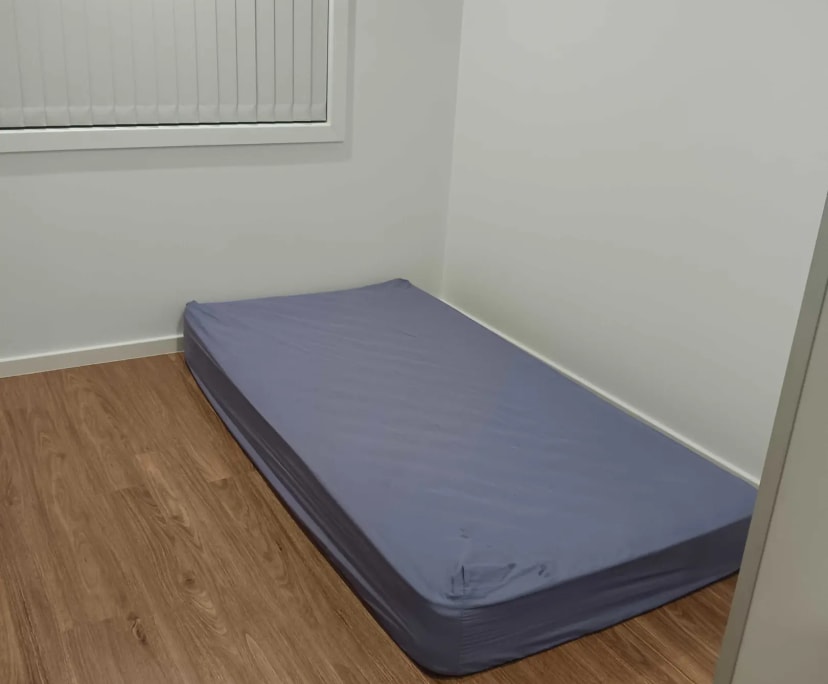 Unfurnished room in a share house