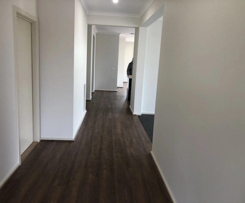 $160-180, Student-accommodation, 3 rooms, Officer VIC 3809, Officer VIC 3809
