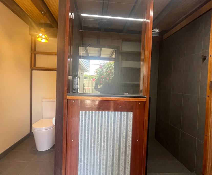 $1,000, Whole-property, 2 bathrooms, Sunrise Beach QLD 4567