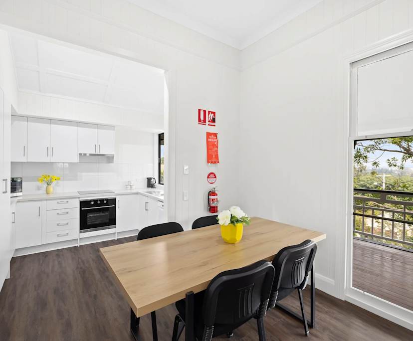 $335-390, Share-house, 4 rooms, Highgate Hill QLD 4101, Highgate Hill QLD 4101