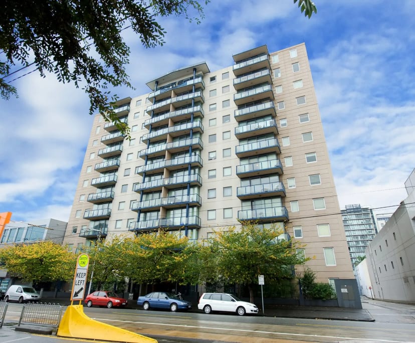 $330, Flatshare, 2 bathrooms, South Melbourne VIC 3205