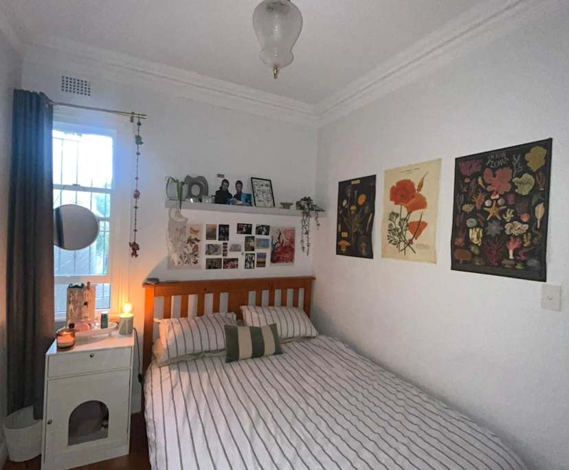 Furnished room in a share house