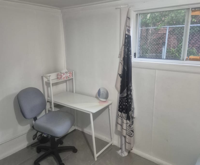 $220, Share-house, 5 bathrooms, Greenslopes QLD 4120
