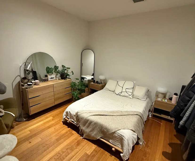 propertyImage