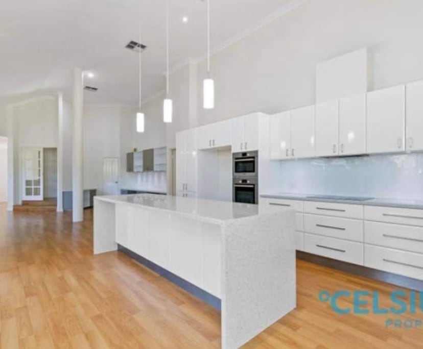 Unfurnished room in a share house