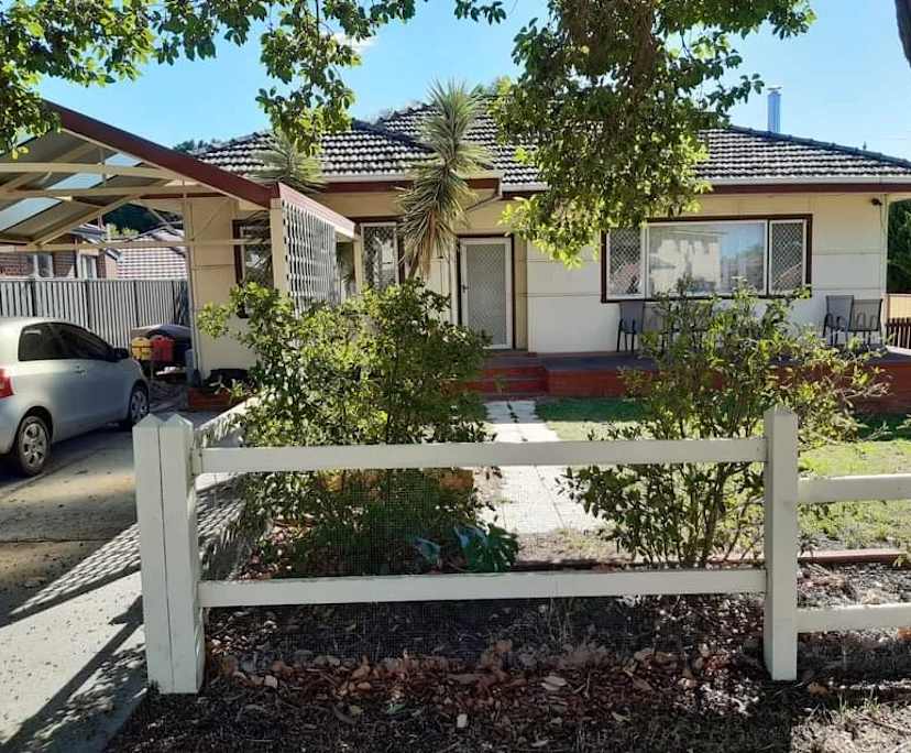 Room in a share house