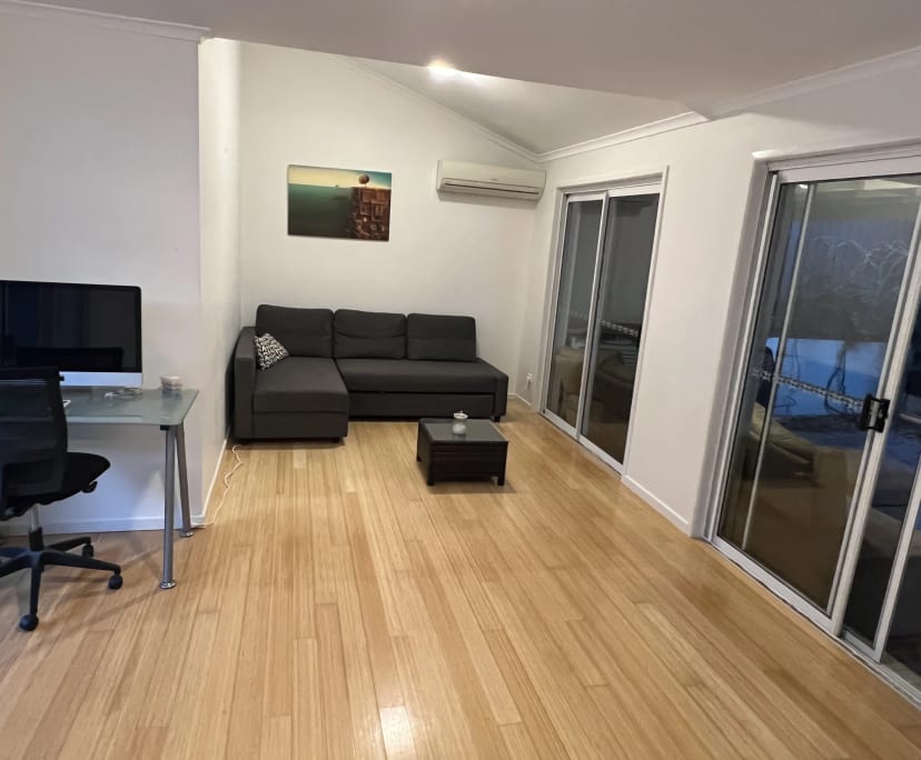 Room for Rent in Clayfield, Brisbane 249, Furnish...