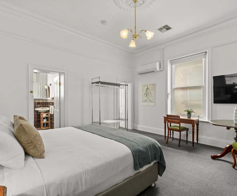 propertyImage