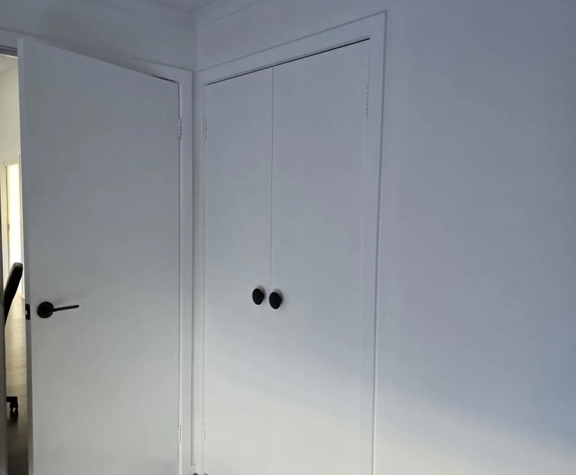 Room in a share house