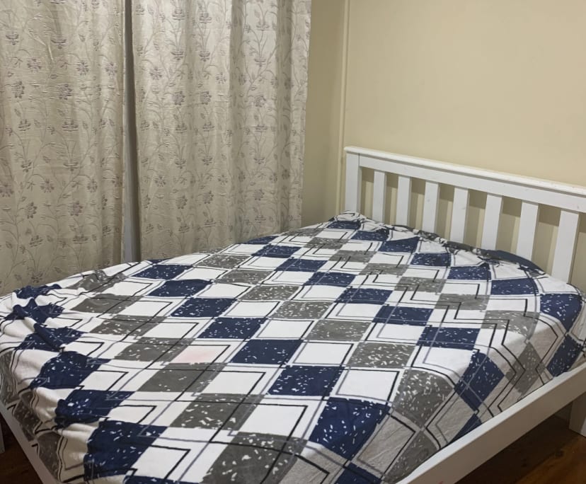 Room in a share house