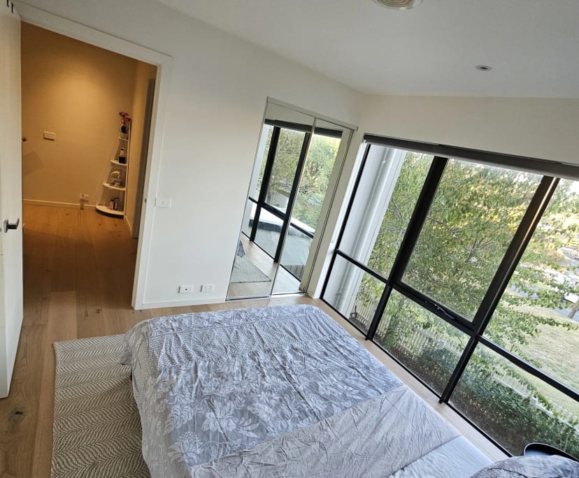 $250, Share-house, 2 bathrooms, Chirnside Park VIC 3116