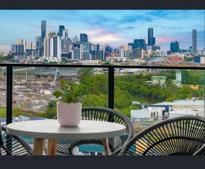 $430, Flatshare, 2 bathrooms, Albion QLD 4010