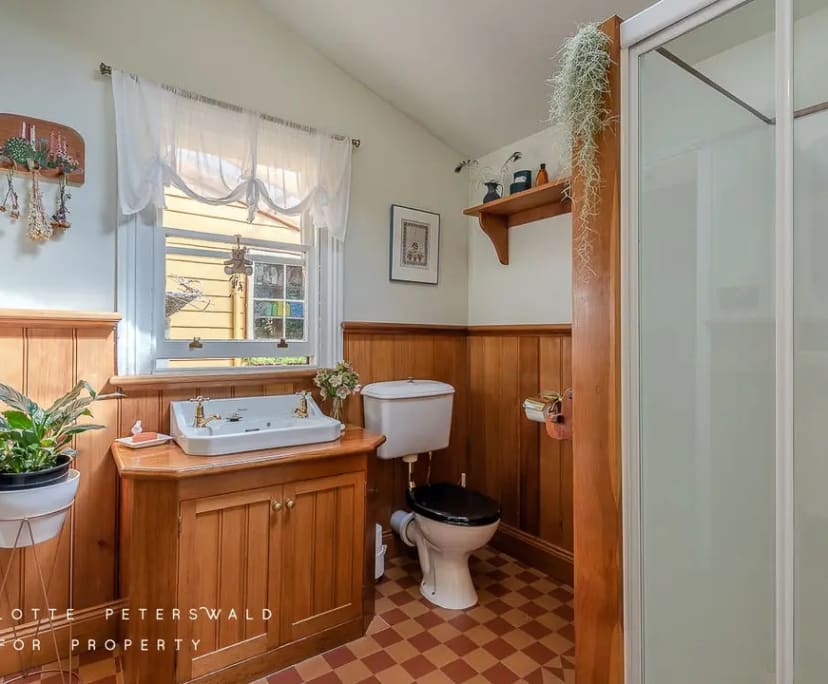 $290, Share-house, 3 bathrooms, West Hobart TAS 7000