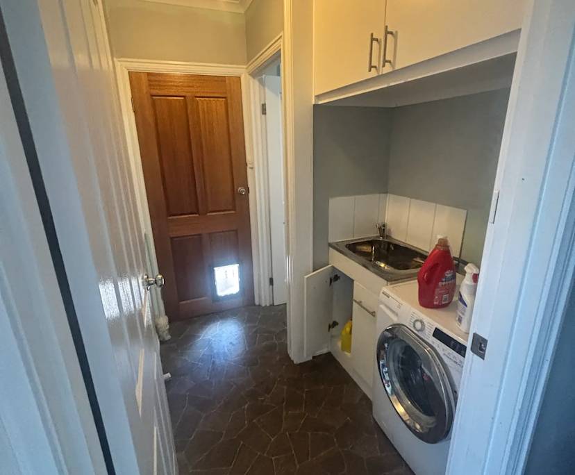 Unfurnished room in a share house