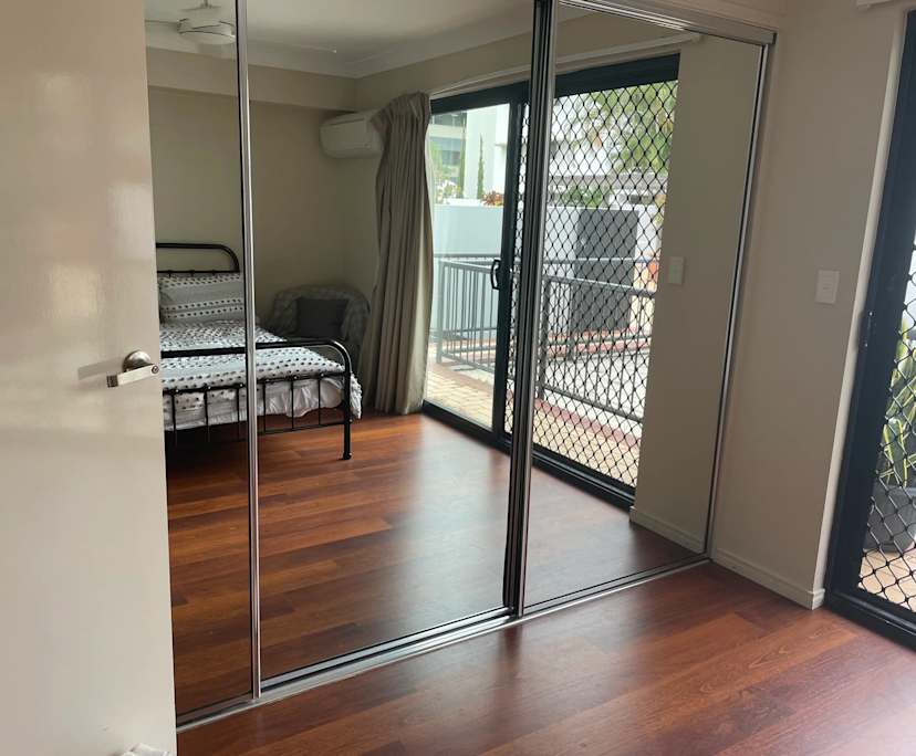 Furnished room with own bathroom