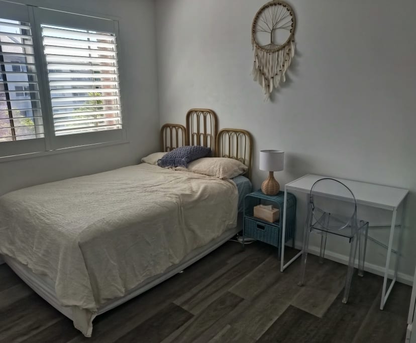 $270, Flatshare, 2 bathrooms, Biggera Waters QLD 4216