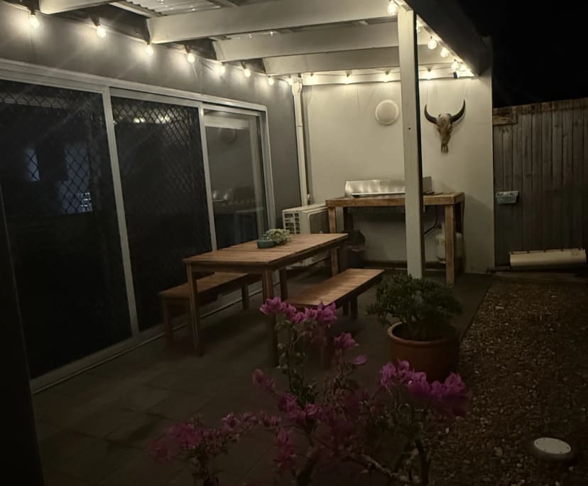 $350, Flatshare, 2 bathrooms, Buddina QLD 4575