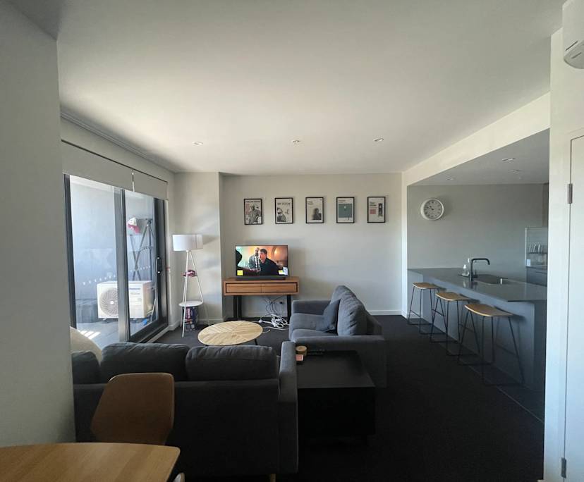 Furnished room with own bathroom