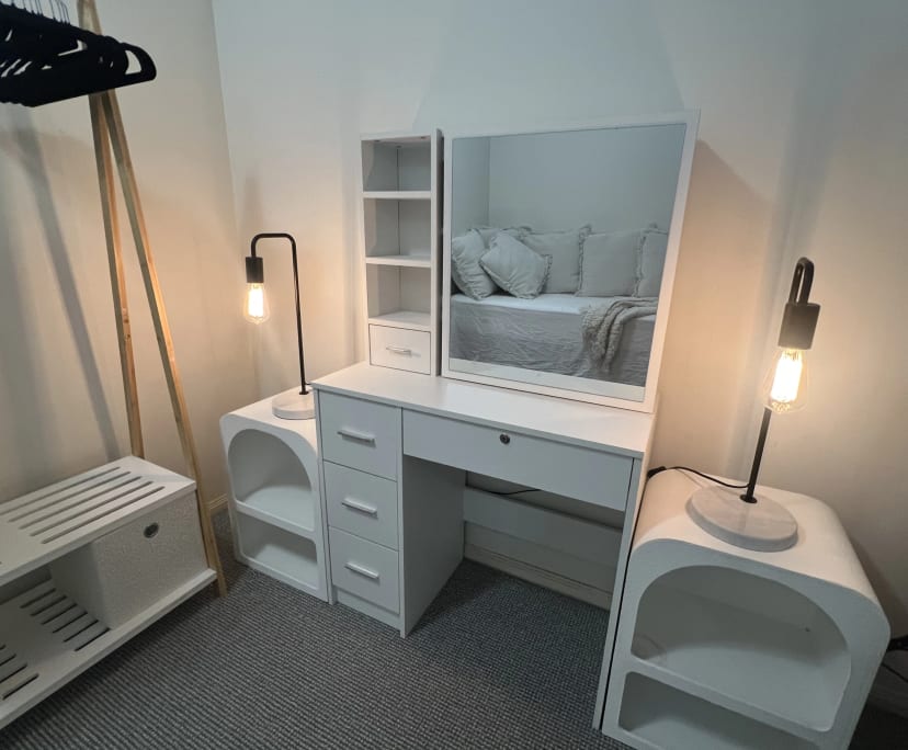 $1,200, 1-bed, 1 bathroom, Surfers Paradise QLD 4217