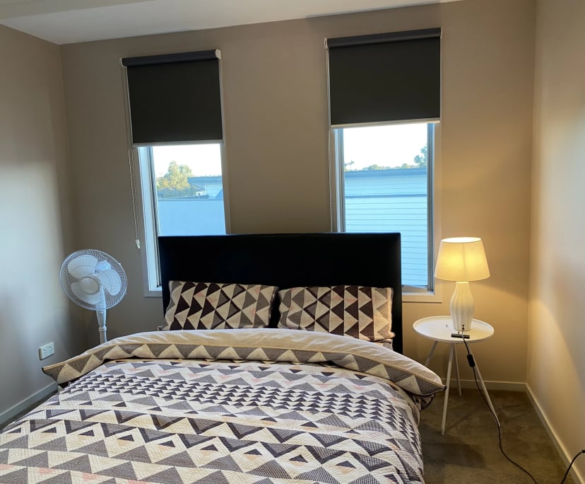 Room in a share house