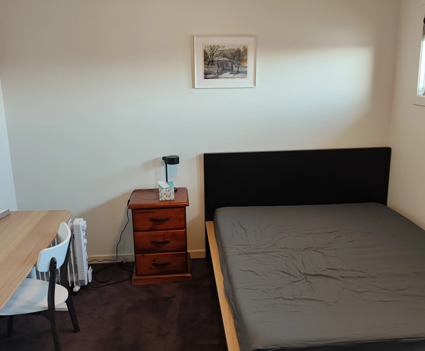 $240, Share-house, 5 bathrooms, Taylors Hill VIC 3037