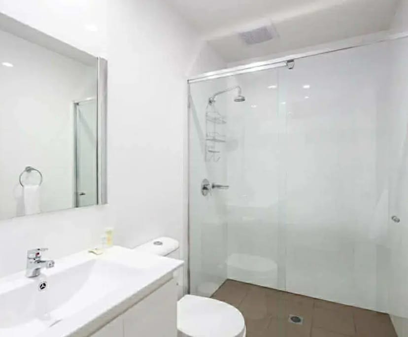 $375, Flatshare, 2 bathrooms, Wollongong NSW 2500