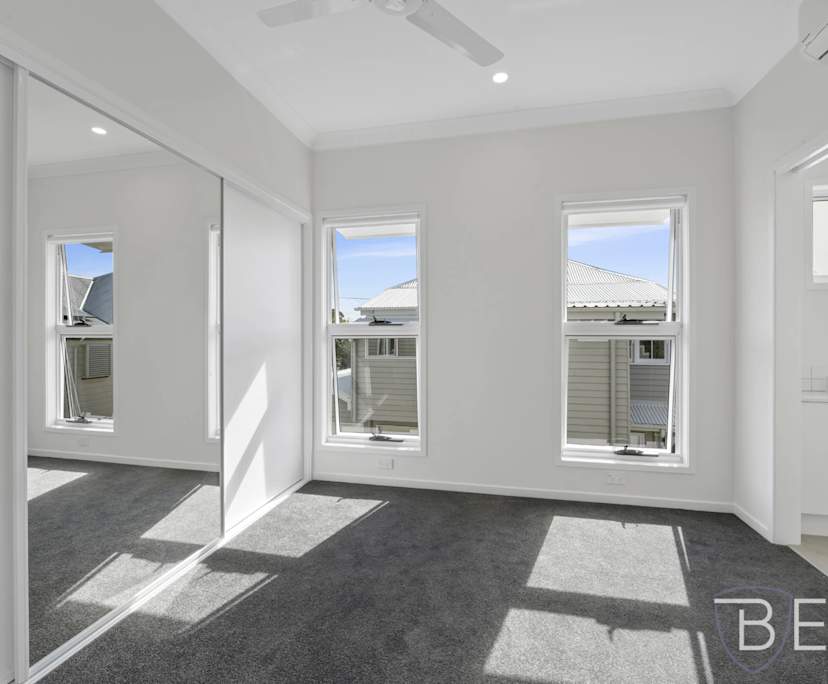 Unfurnished room with own bathroom