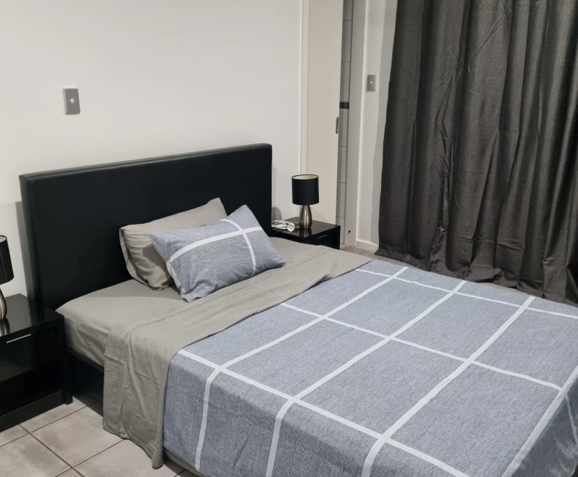 Furnished room in a flatshare