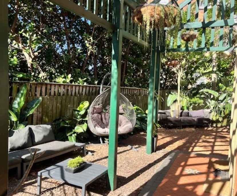 Unfurnished room in a flatshare