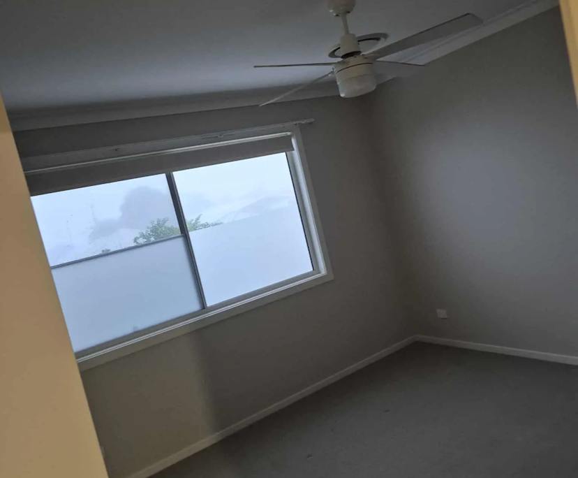 Unfurnished room with ensuite in a flatshare