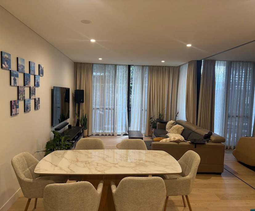 $350, Flatshare, 3 bathrooms, Norwest NSW 2153