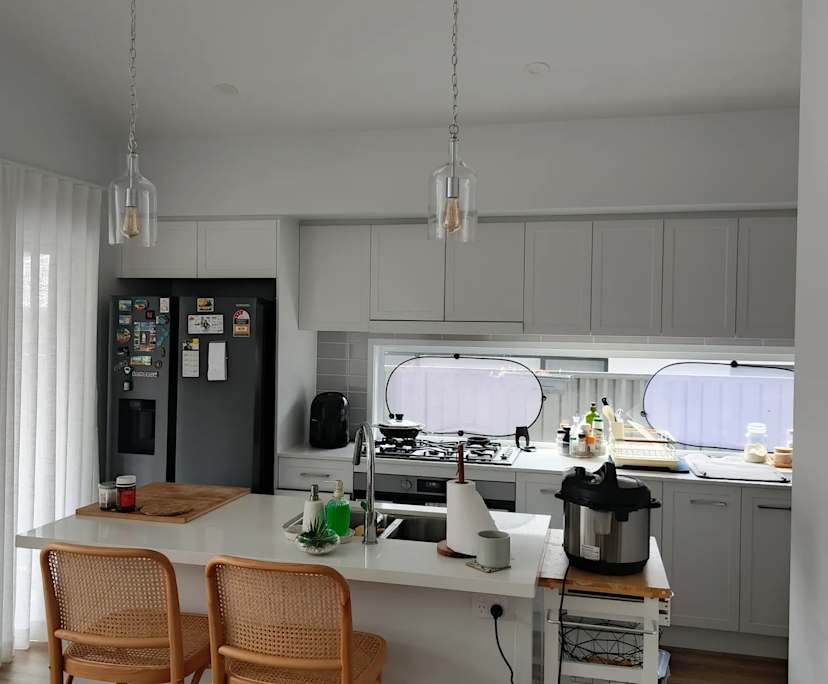 Room in a share house