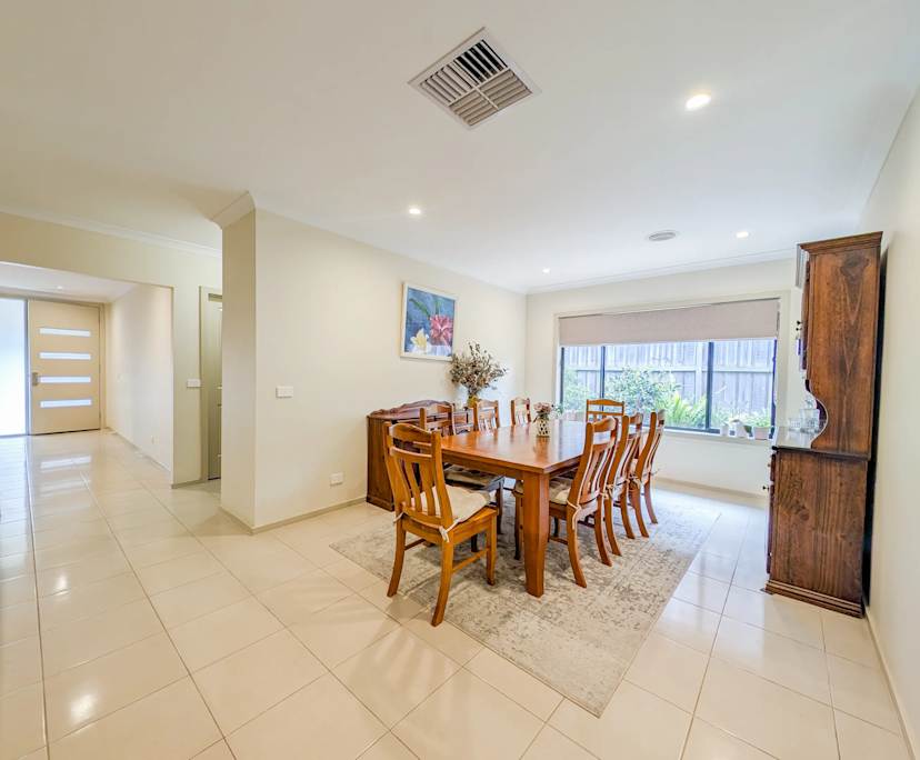 $196, Share-house, 5 bathrooms, South Morang VIC 3752