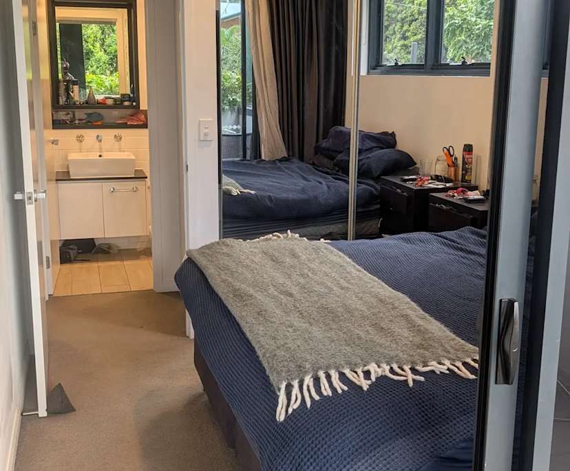 $430, Flatshare, 2 bathrooms, Woolloongabba QLD 4102
