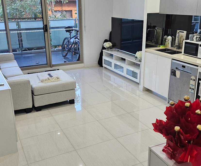 Furnished room with own bathroom