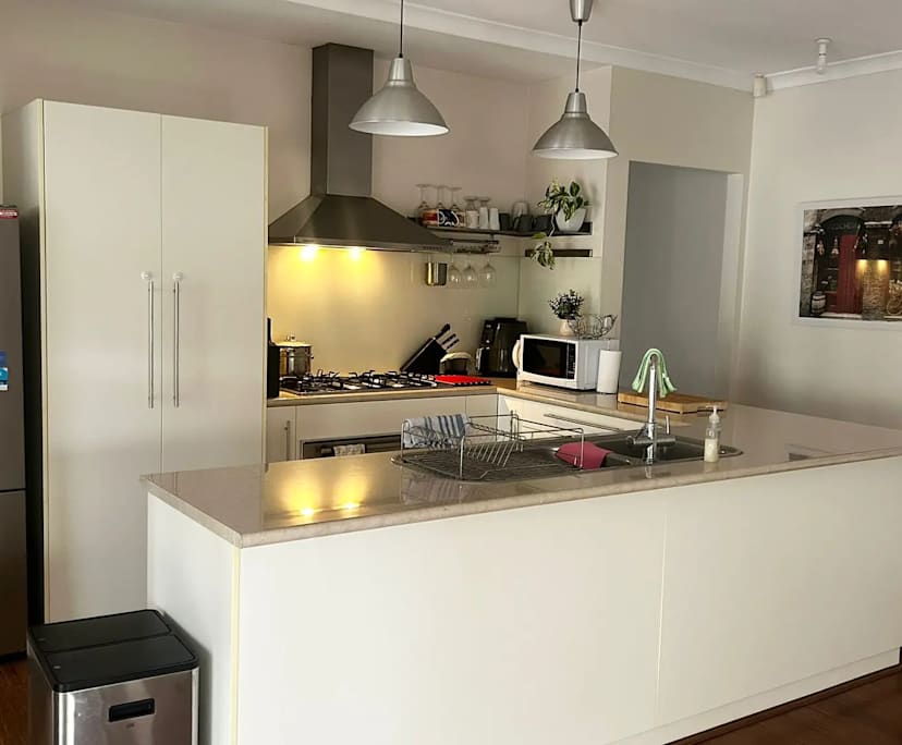 Room in a share house
