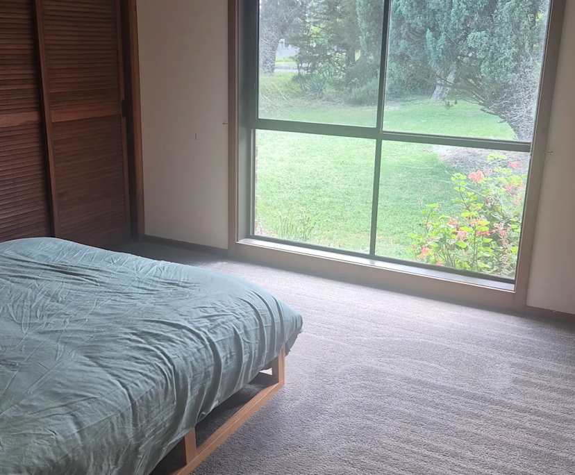 $180, Share-house, 2 bathrooms, Pakenham VIC 3810