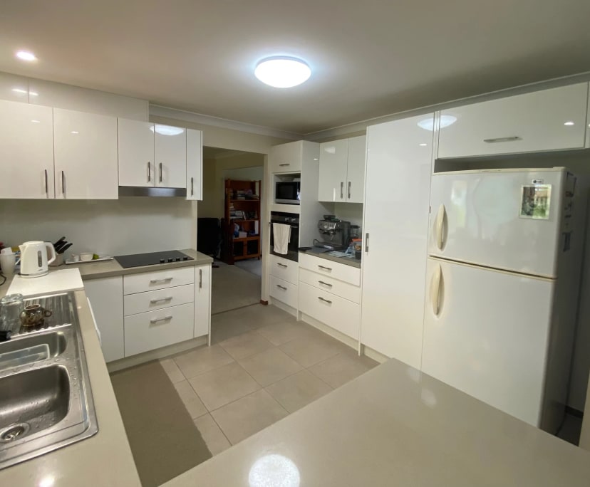 Room for Rent in Wellington Point, Brisbane 330,