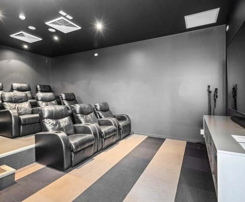 $600, 1-bed, 1 bathroom, Maroochydore QLD 4558