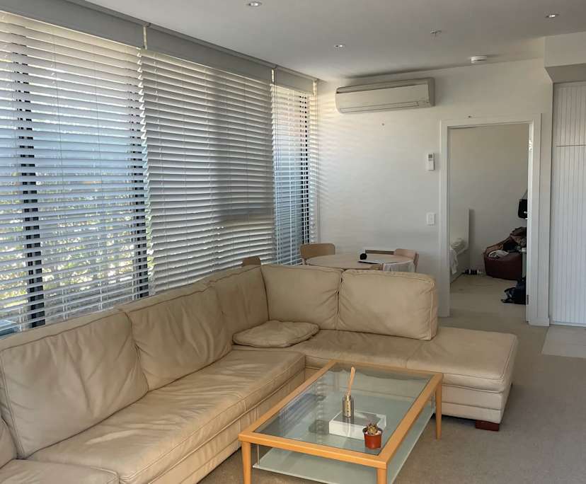 Unfurnished room in a flatshare