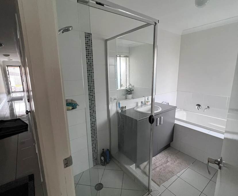 $320, Share-house, 6 bathrooms, Springfield Lakes QLD 4300
